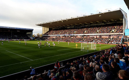 两端的表现 两端的表现